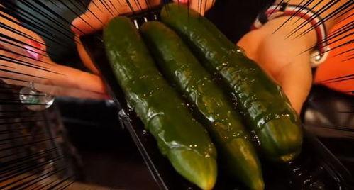 三亚网红吃瓜,瓜果飘香,美味尽享 第3张 三亚网红吃瓜,瓜果飘香,美味尽享 第3张